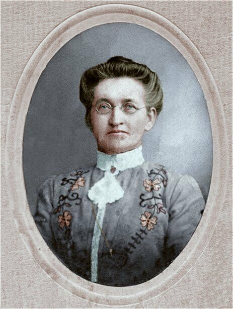 My great-grandmother Etta Mary Pratt